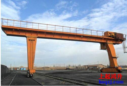 找廠家進行龍門吊出租要注意哪些方面?