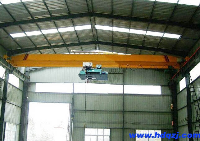 冶金行業(yè)的特定決定了冶金起重機的高標(biāo)準(zhǔn)